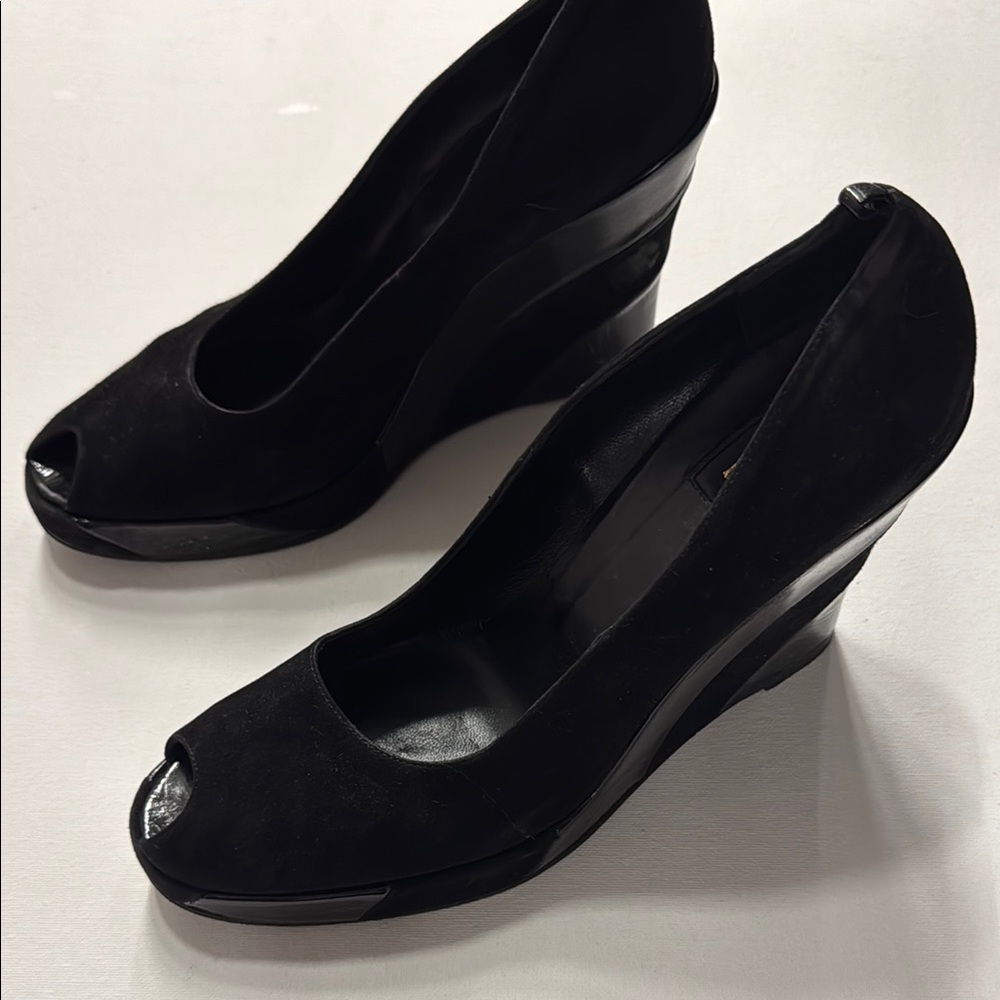 Biba Vintage Retro Black Suede and Patent Leather Wedge Heels Peep-Toe Design 🖤